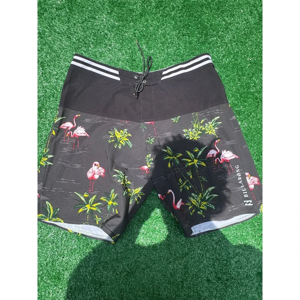 Billabong Platinum X Mens‎ Board Shorts Black Flamingo Tropical Print Size 36
